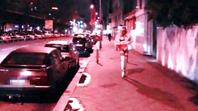 Najstnica uživa v nedolžnosti z Pijan prijateljico teto